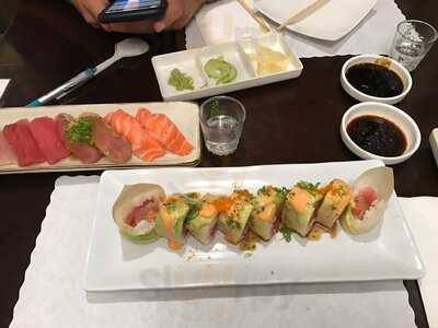 Hikari Sushi Bar