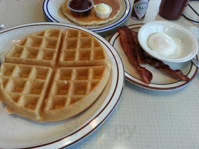 Coco's Bakery Restaurant