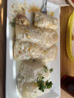 Los Amigos Mexican Restaurant