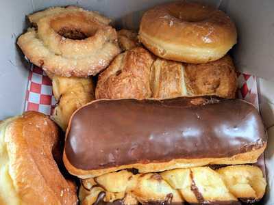 Clovis Donuts