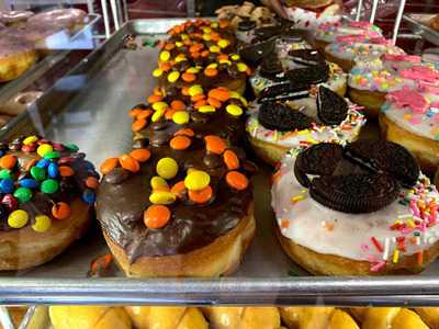 Clovis Donuts