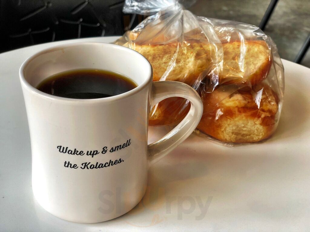 Dos Gatos Kolache Bakery- Wonder World