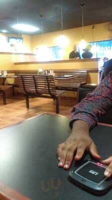 Tutti Gutsi Pizzaria