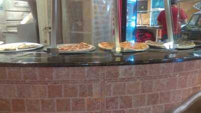 Tutti Gutsi Pizzaria