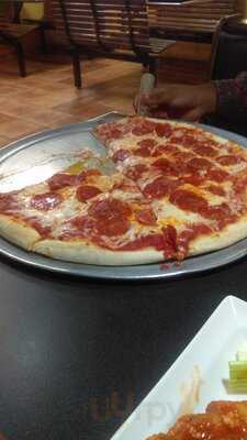 Tutti Gutsi Pizzaria