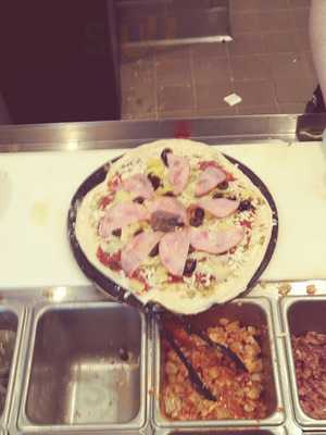 Pieology Pizzeria