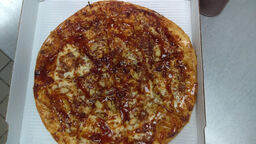 Knockout Pizza