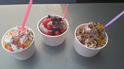 Bliss Frozen Yogurt