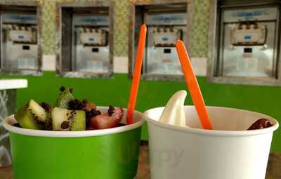 Yogurtland