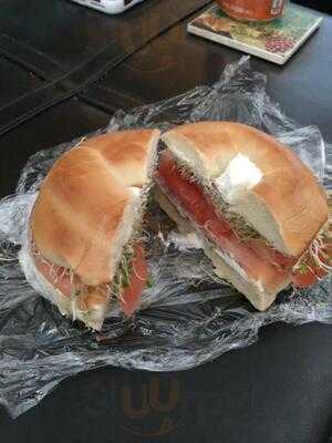 Royal Bagel Deli