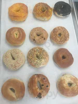Royal Bagel Deli