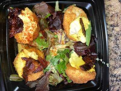 Lazy Dog Restaurant & Bar