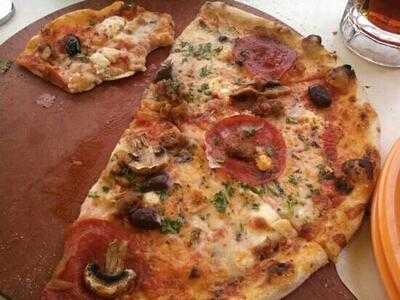 Zaza Fine Salad & Wood Oven Pizza Co.