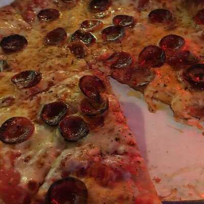 Faccia Luna Pizzeria