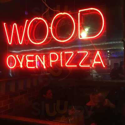 Faccia Luna Pizzeria