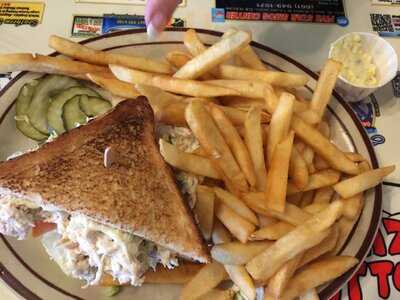 Crazy Otto's Diner - Ave I