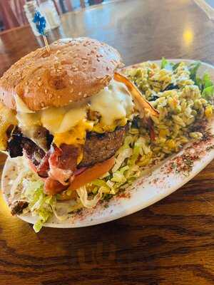 Adventures Pub & Spirits