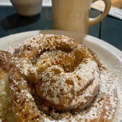 Main Street Overeasy