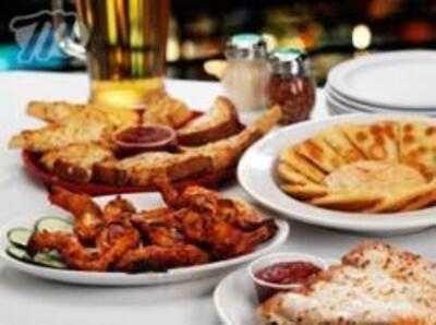 Minsky's Pizza Cafe & Bar