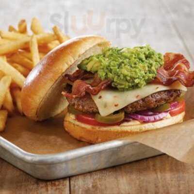 Bj's Restaurant & Brewhouse