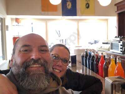 Clinton's Soda Fountain