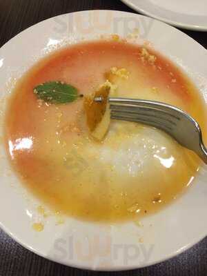 Zeitgeist Restaurant & Bar