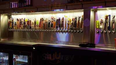 7 West Taphouse - Duluth Downtown