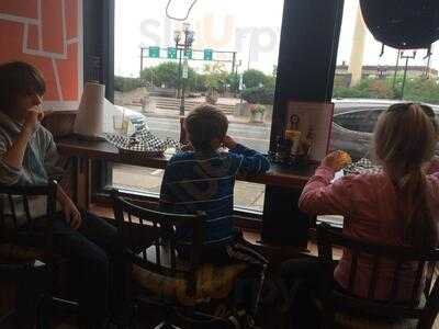 7 West Taphouse - Duluth Downtown