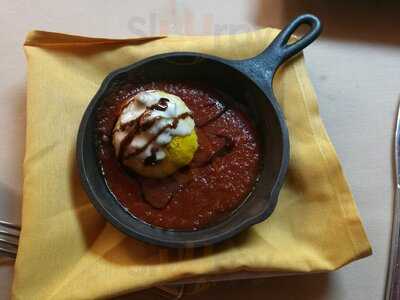 Aida Bistro & Wine Bar