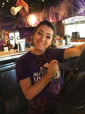 Mellow Mushroom Hickory