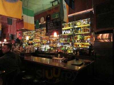 Dubh Linn Irish Brew Pub