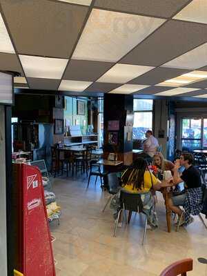 8th St. Coffee House