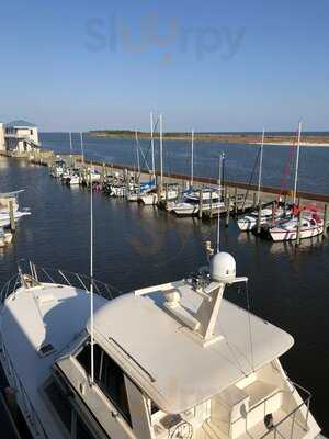 Mcelroy's Harbor House