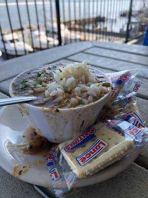 Mcelroy's Harbor House