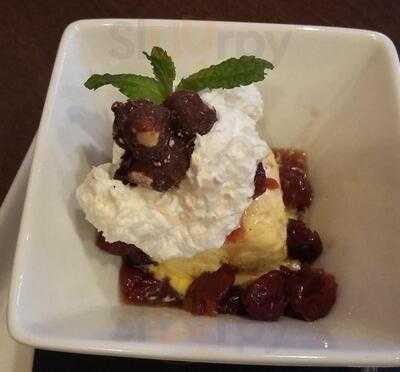 Barrel 21 Distillery & Dining