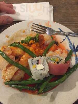 Mulan's Chinese Buffet And Suishi