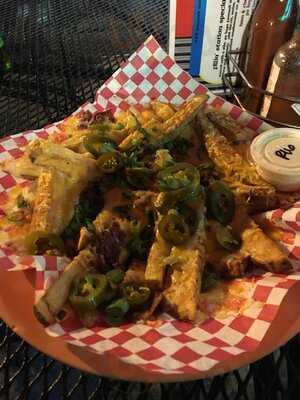 Ole Biloxi Fillin Station