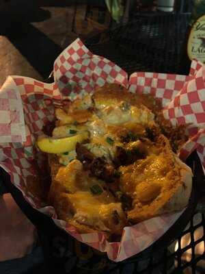 Ole Biloxi Fillin Station