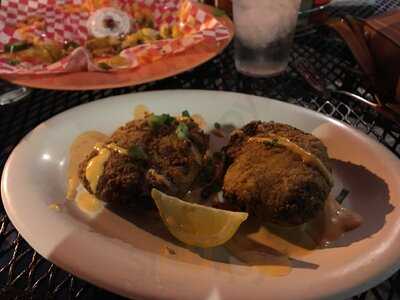 Ole Biloxi Fillin Station