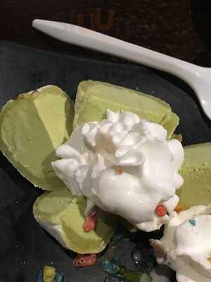 Red Salmon Japanese Restaurant