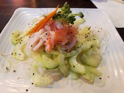 Red Salmon Japanese Restaurant