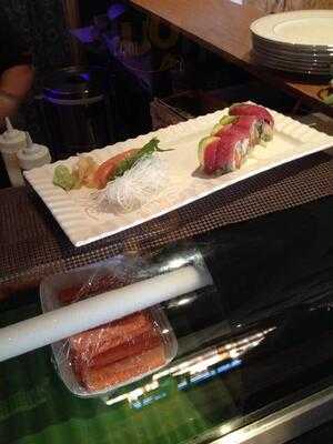 Sake Sushi Asian Fusion