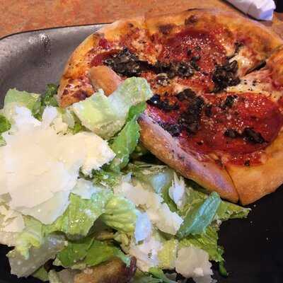 Spin Neapolitan Pizza