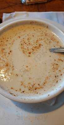 Fins Fish House & Raw Bar