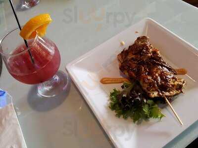 Zoggs Raw Bar & Grill & Rum Shack