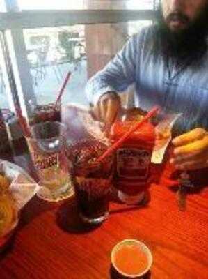 Red Robin Gourmet Burgers