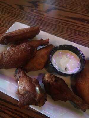 Austin's Bar And Grill