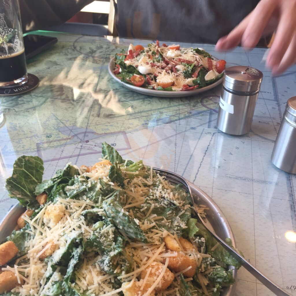 East Ramp Wood-fired Pizza