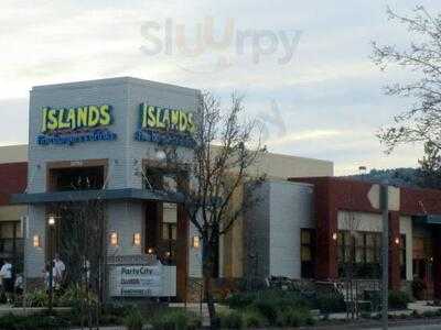 Islands Fine Burgers & Drink