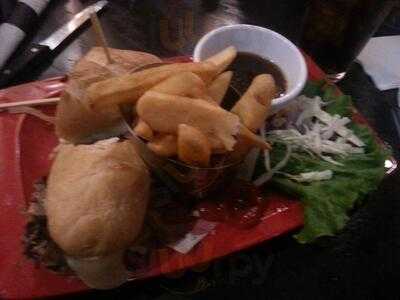 Red Robin America's Gourmet Burgers And Spirits